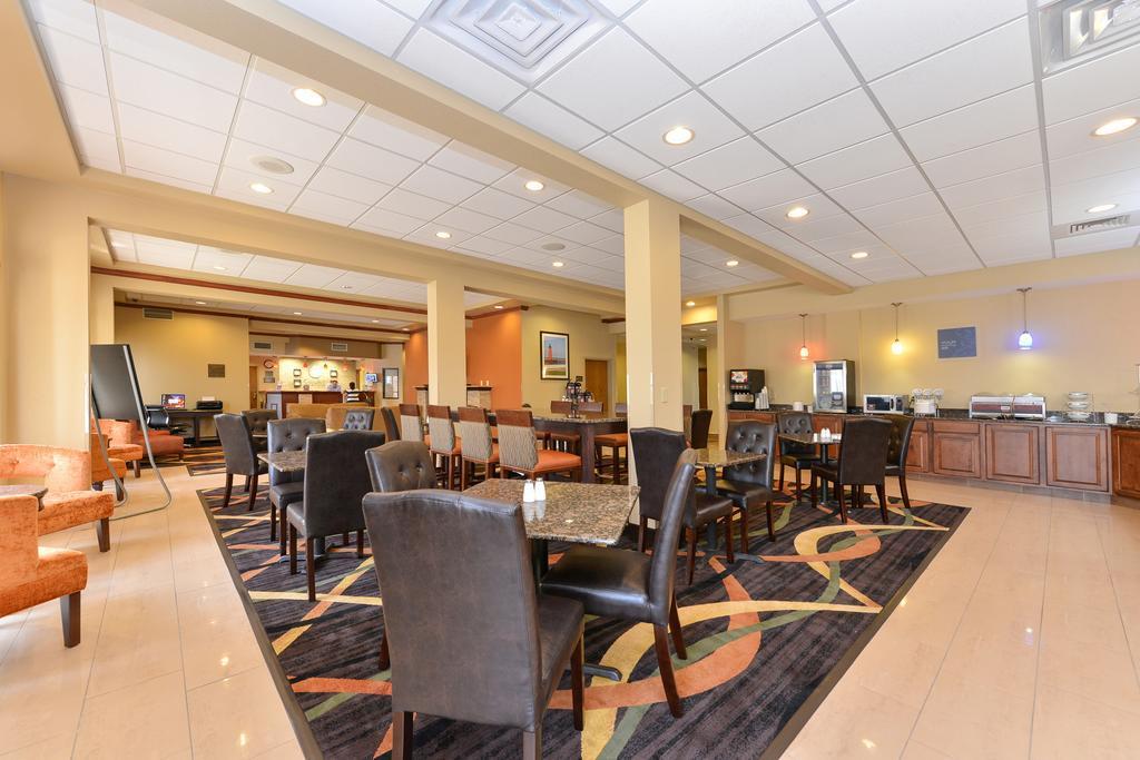Comfort Inn & Suites Kenosha-Pleasant Prairie Exterior foto
