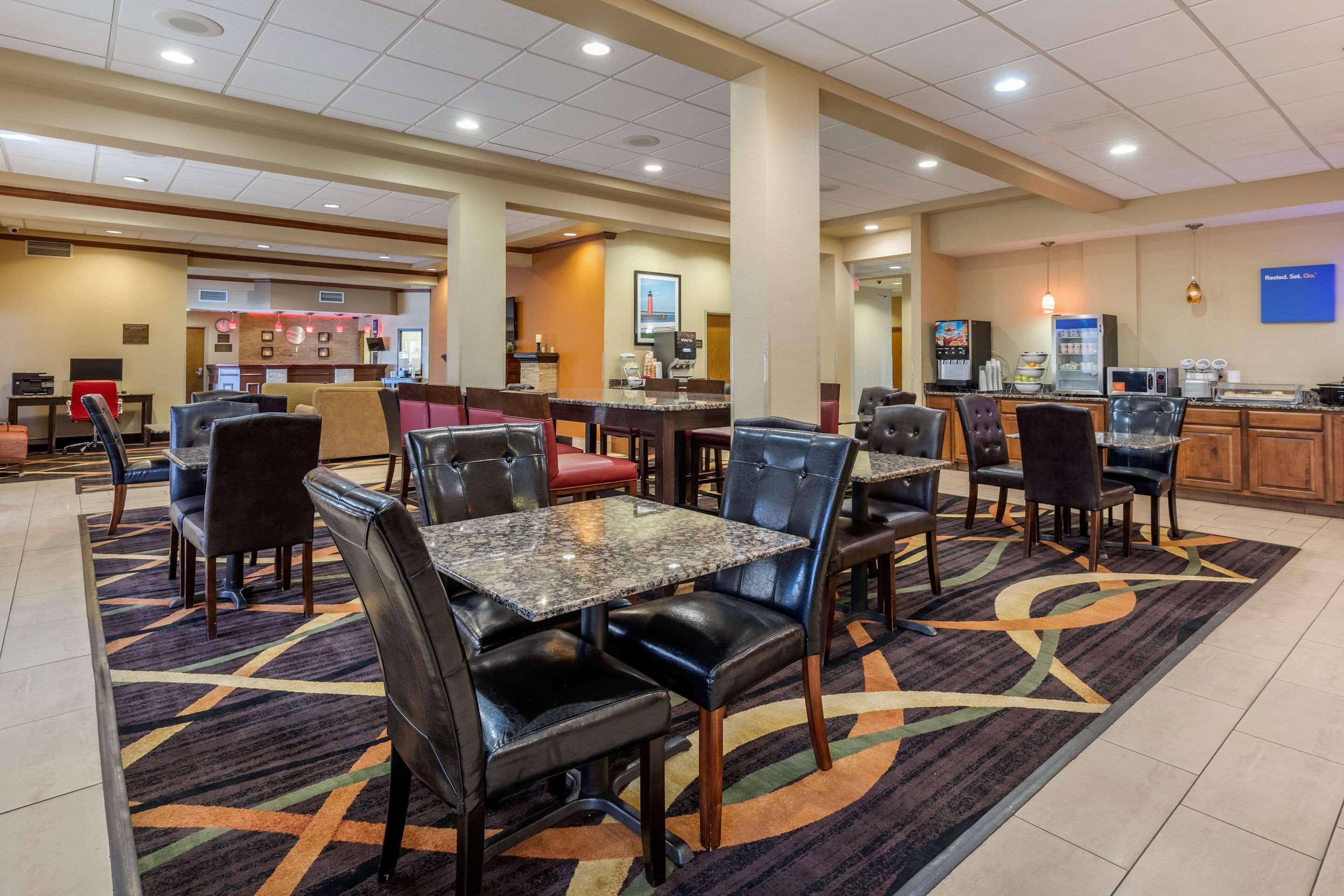 Comfort Inn & Suites Kenosha-Pleasant Prairie Exterior foto